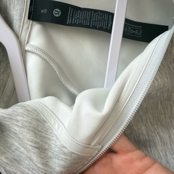 lululemon athletica Light Gray 1/4 zip - Picture 5 of 5